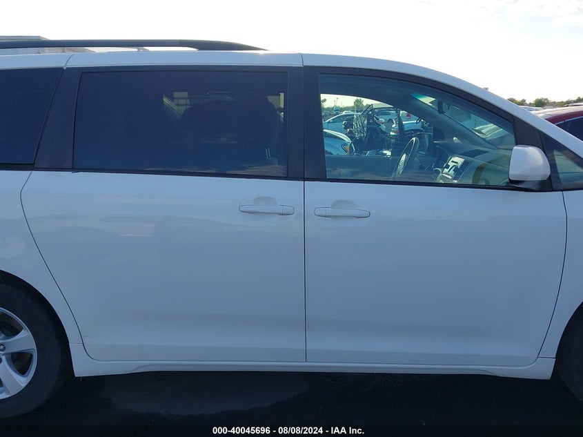 2011 Toyota Sienna Le V6 VIN: 5TDKK3DC9BS169037 Lot: 40045696