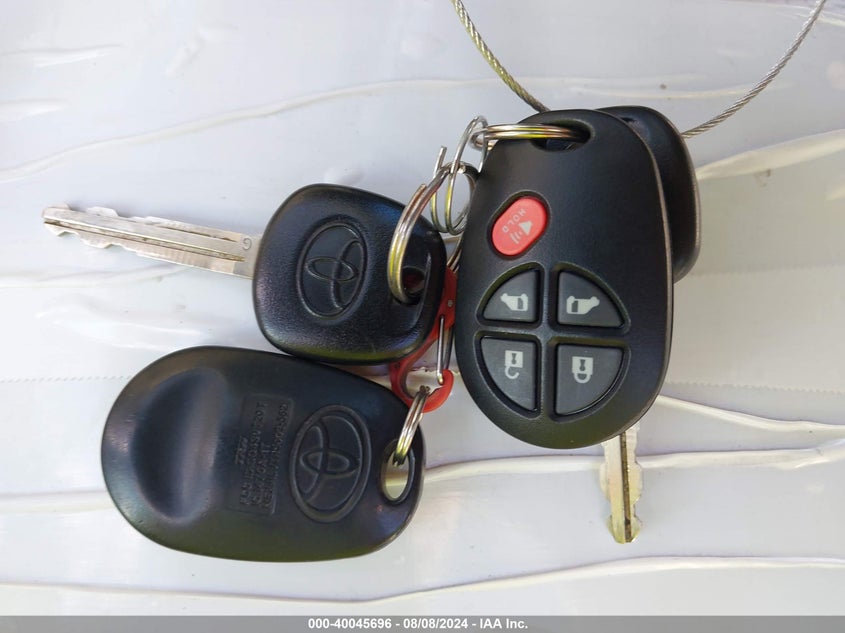 2011 Toyota Sienna Le V6 VIN: 5TDKK3DC9BS169037 Lot: 40045696