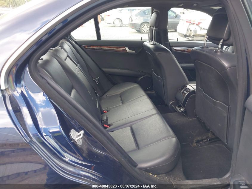 2012 Mercedes-Benz C 300 Luxury 4Matic/Sport 4Matic VIN: WDDGF8BB6CR195828 Lot: 40045823