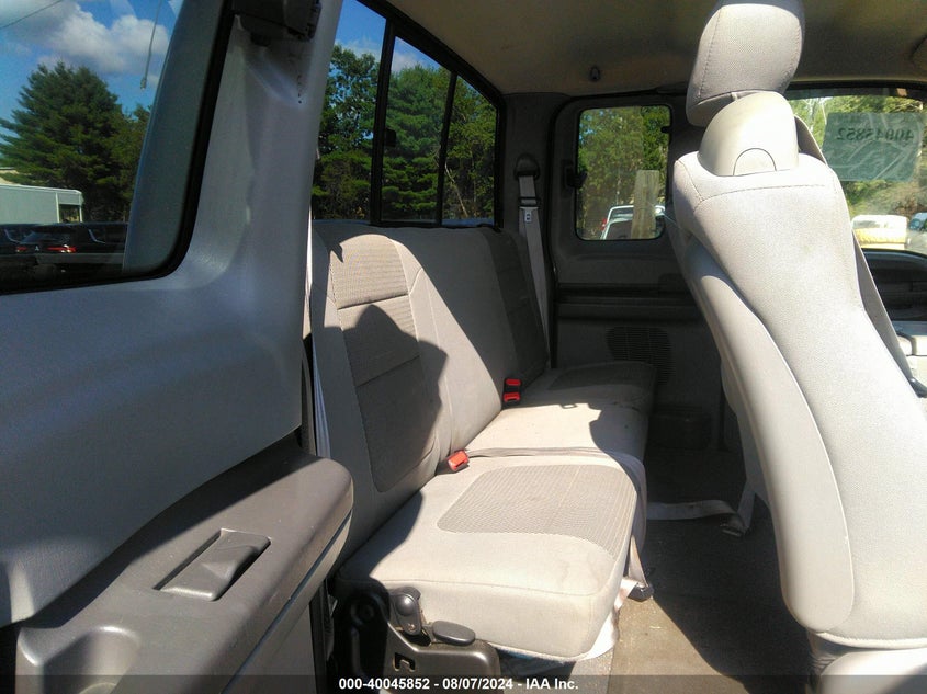 2004 Ford F-250 Lariat/Xl/Xlt VIN: 1FTNX21L34EB90388 Lot: 40045852