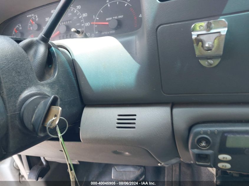 2001 Ford F350 Srw Super Duty VIN: 1FTSW30FX1ED88582 Lot: 40045905