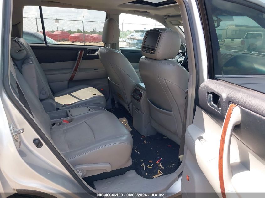 2011 Toyota Highlander Limited V6 VIN: 5TDYK3EH2BS033952 Lot: 40046120