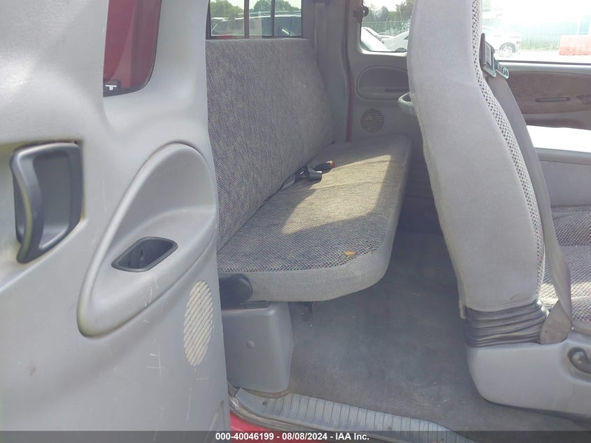 2001 Dodge Ram 3500 St VIN: 1B7MC33601J267323 Lot: 40046199