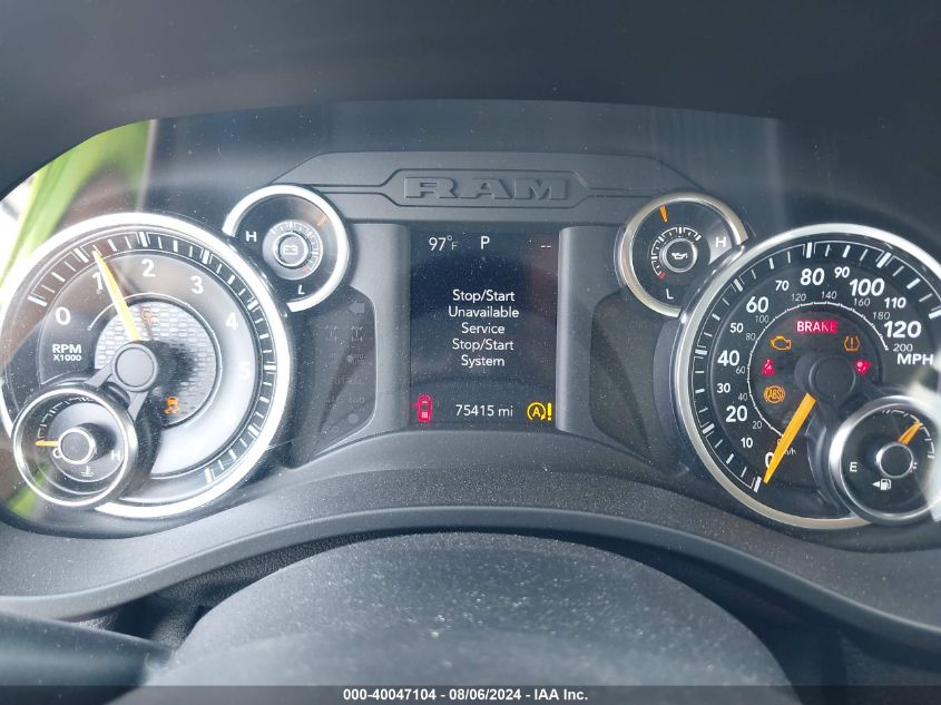 2019 Ram 1500 Big Horn/Lone Star Quad Cab 4X2 6'4 Box VIN: 1C6RREBT9KN655594 Lot: 40047104