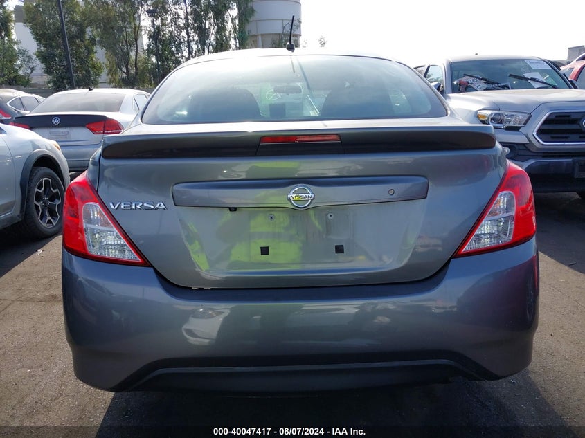 2018 Nissan Versa S/S Plus/Sv/Sl VIN: 3N1CN7AP2JL887501 Lot: 40047417