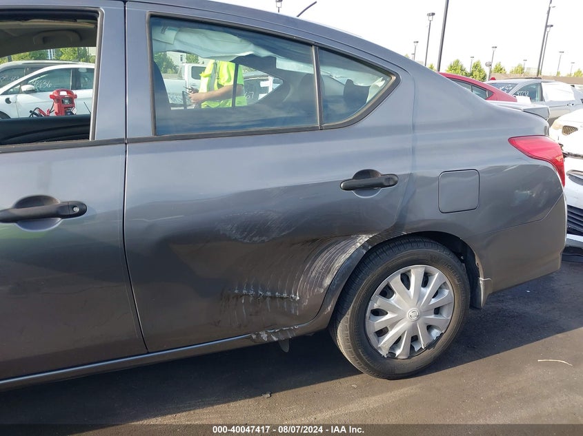 2018 Nissan Versa S/S Plus/Sv/Sl VIN: 3N1CN7AP2JL887501 Lot: 40047417