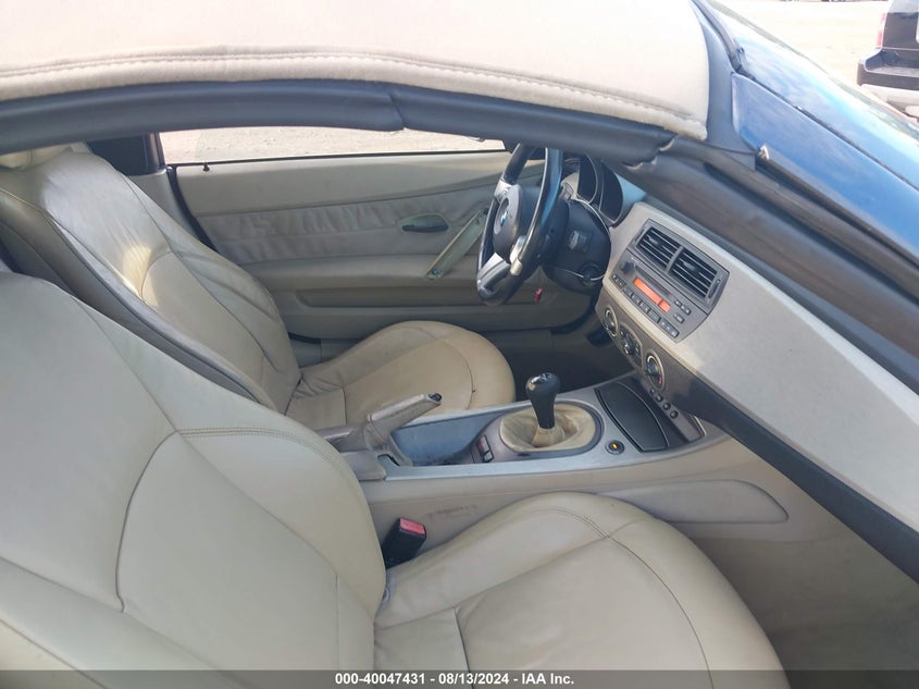 2004 BMW Z4 2.5I VIN: 4USBT335X4LR68033 Lot: 40047431
