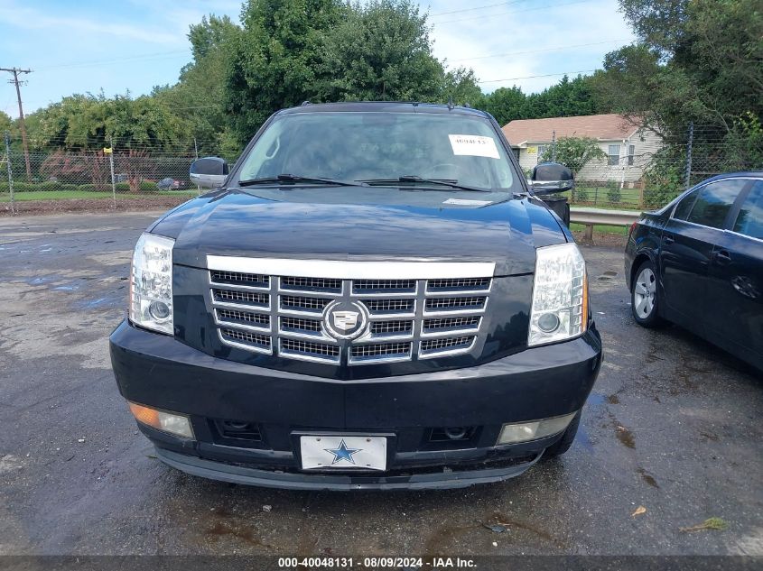 2011 Cadillac Escalade Esv Luxury VIN: 1GYS4HEFXBR121572 Lot: 40048131