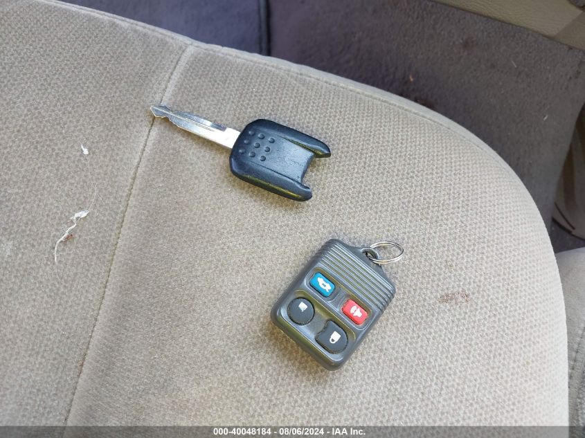 2004 Mercury Grand Marquis Gs VIN: 2MEFM74W44X606266 Lot: 40048184