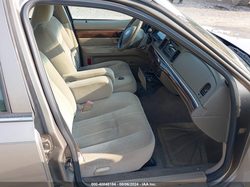 2004 Mercury Grand Marquis Gs VIN: 2MEFM74W44X606266 Lot: 40048184