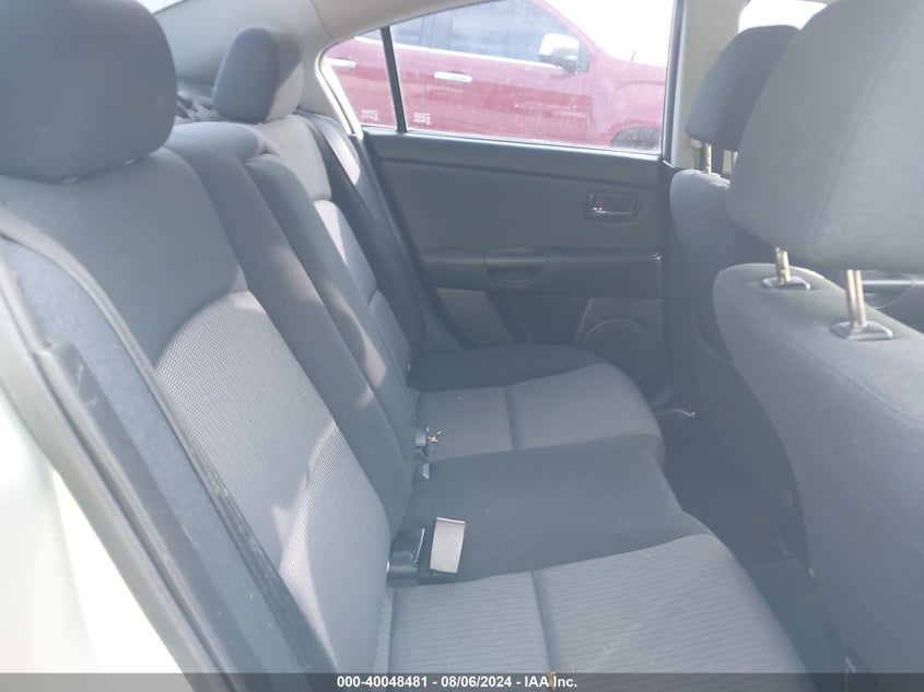 2008 Mazda 3 I VIN: JM1BK32F181121566 Lot: 40048481