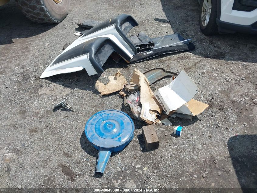 1966 Ford Thunderbird VIN: 6Y857141227 Lot: 40049300