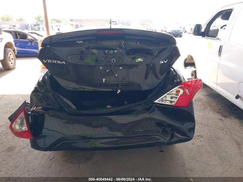 2018 Nissan Versa 1.6 Sv VIN: 3N1CN7AP1JL858801 Lot: 40049442