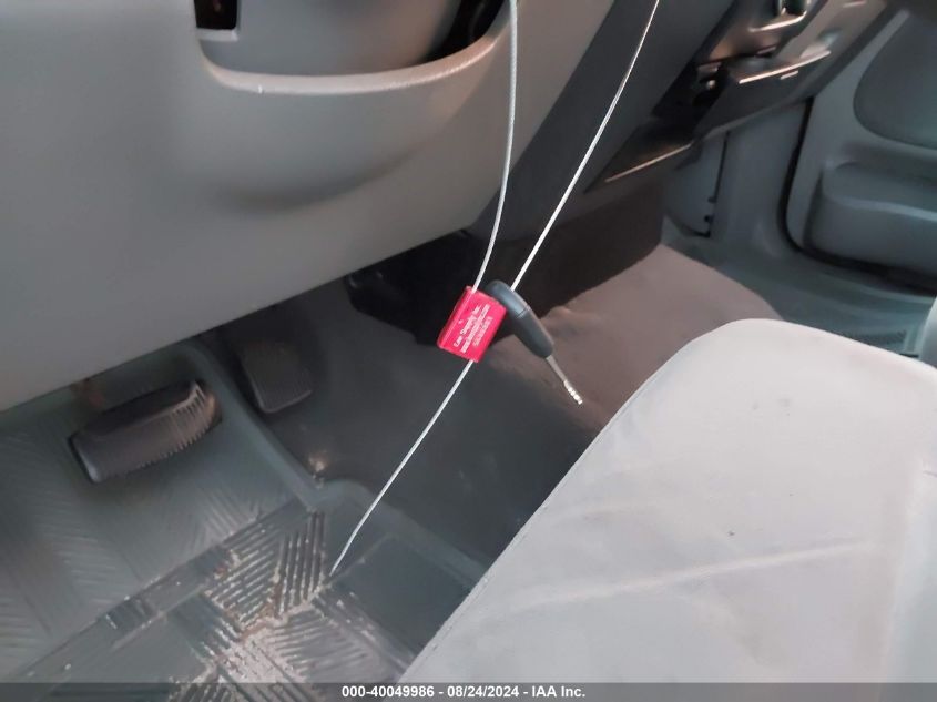 2005 Ford F-150 Stx/Xl/Xlt VIN: 1FTRX12W45KD21495 Lot: 40049986