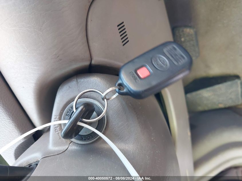 2003 Toyota Camry Le VIN: JTDBE32K230231397 Lot: 40049966