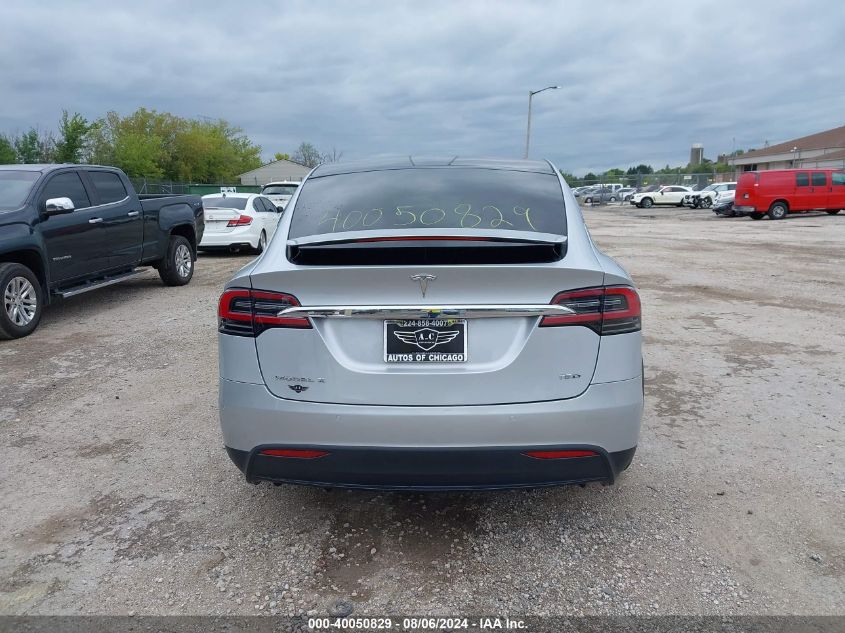 2016 Tesla Model X 60D/70D/75D/90D/P100D VIN: 5YJXCBE27GF011777 Lot: 40050829