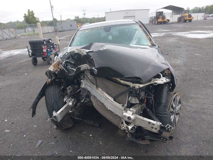 VIN 55SWF4KB7JU256426 2018 MERCEDES-BENZ C 300 4MATIC