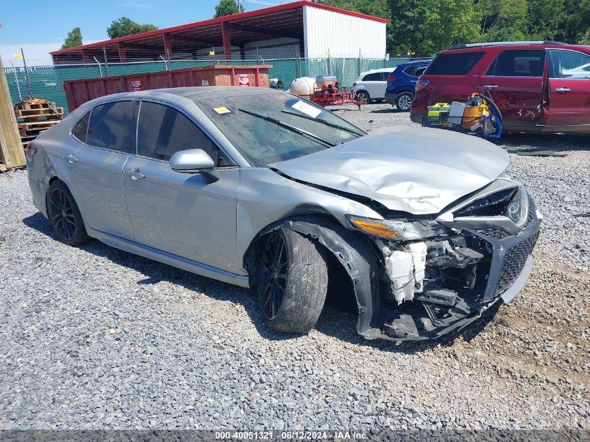 4T1BZ1HK5JU500798 2018 TOYOTA CAMRY - Image 1