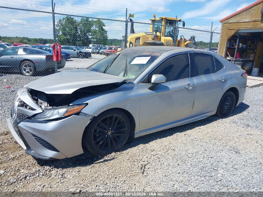 4T1BZ1HK5JU500798 2018 TOYOTA CAMRY - Image 2