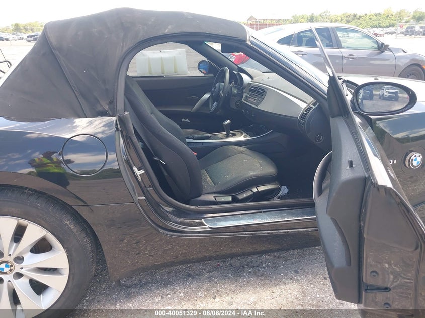 2008 BMW Z4 3.0I VIN: 4USBU33558LW60996 Lot: 40051329