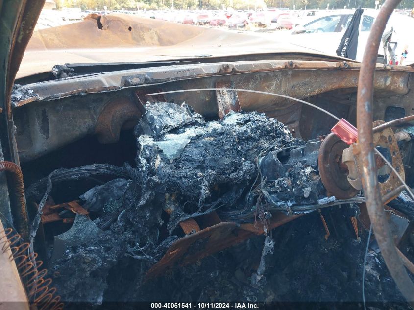 1996 GMC Sierra K3500 VIN: 1GTHK33J6TF013324 Lot: 40051541