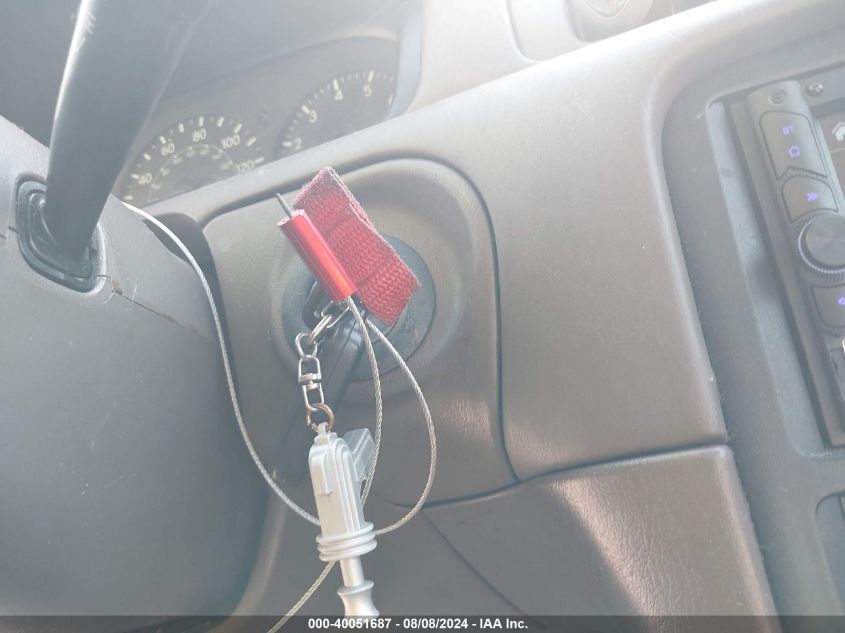 2000 Toyota Camry Le V6 VIN: JT2BF28K4Y0245963 Lot: 40051687