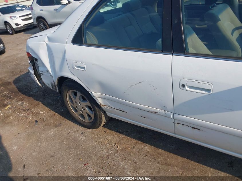 2000 Toyota Camry Le V6 VIN: JT2BF28K4Y0245963 Lot: 40051687