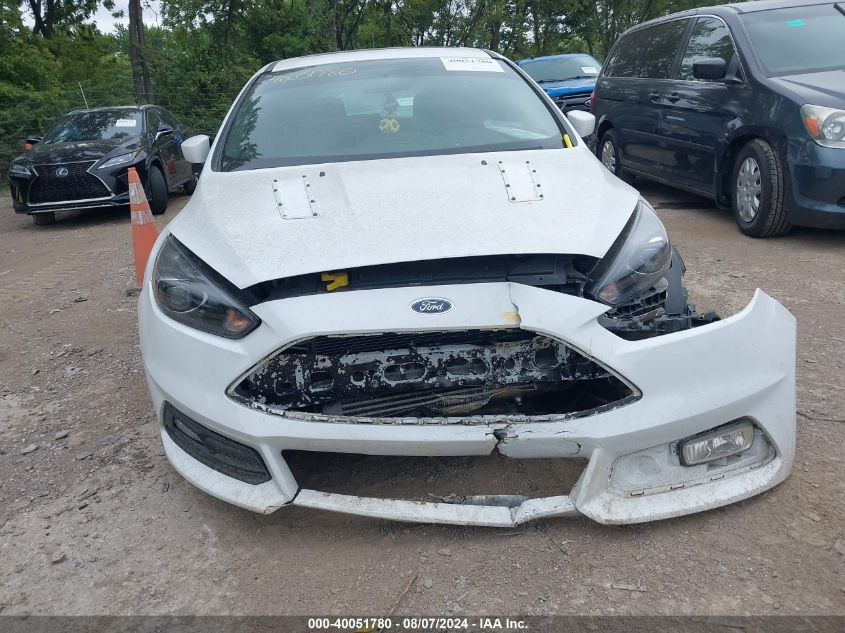 1FADP3L92JL215992 2018 Ford Focus St