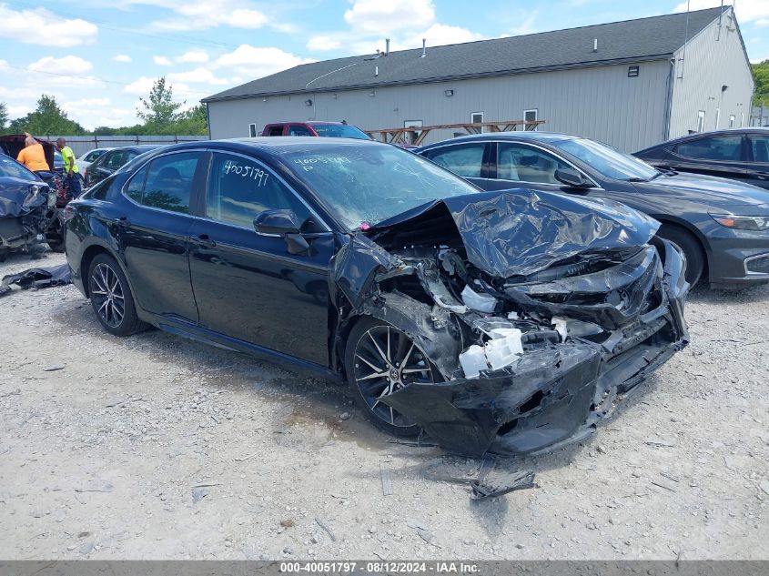 4T1G11AK0RU849760 2024 TOYOTA CAMRY - Image 1