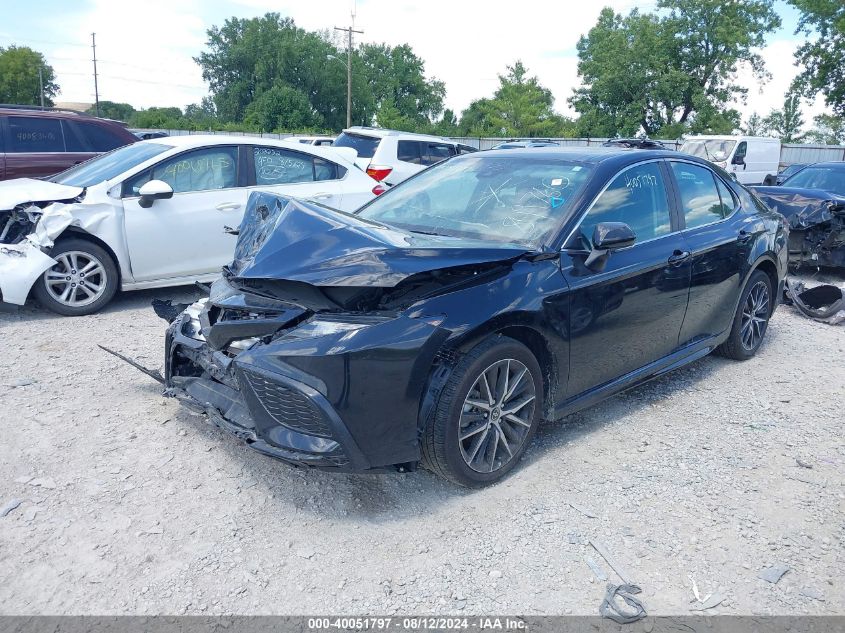 4T1G11AK0RU849760 2024 TOYOTA CAMRY - Image 2