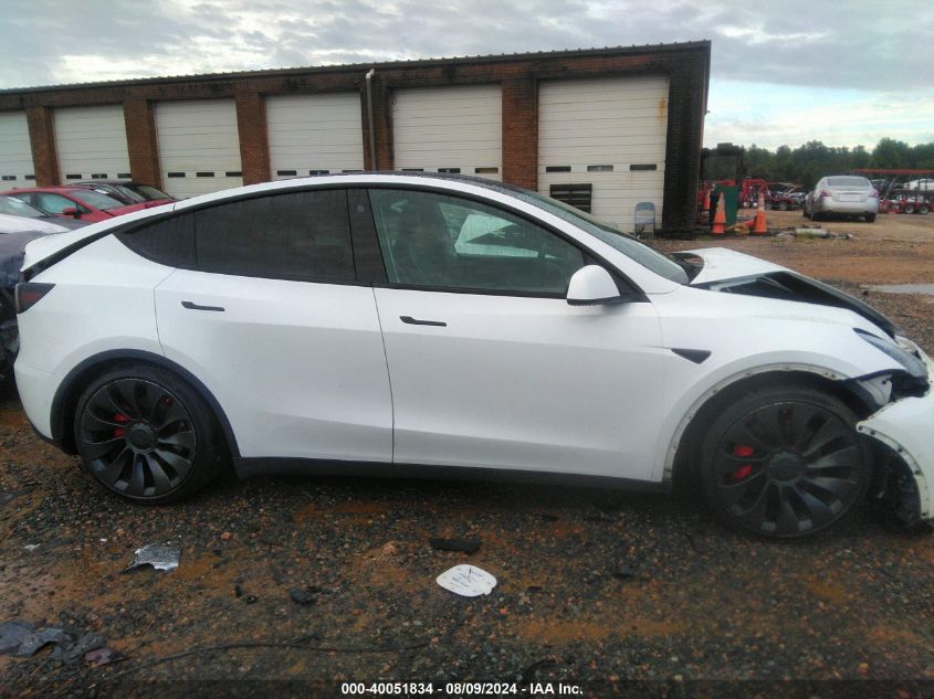 2022 Tesla Model Y VIN: 7SAYGDEF1NF336619 Lot: 40051834