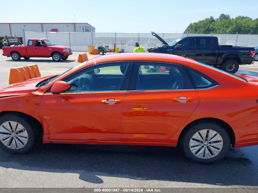 2019 Volkswagen Jetta 1.4T R-Line/1.4T S/1.4T Se VIN: 3VWC57BU8KM226730 Lot: 40051947