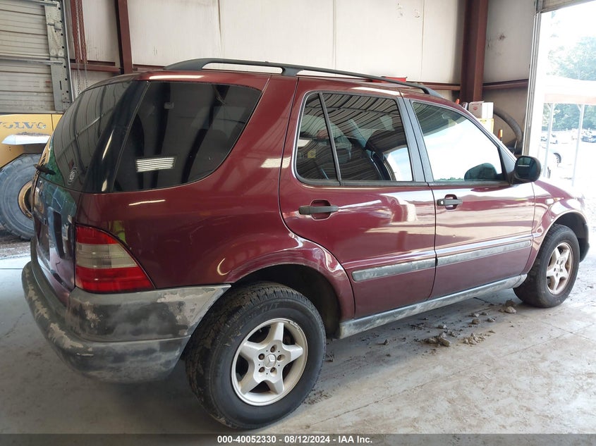 1998 Mercedes-Benz Ml 320 VIN: 4JGAB54E0WA039414 Lot: 40052330