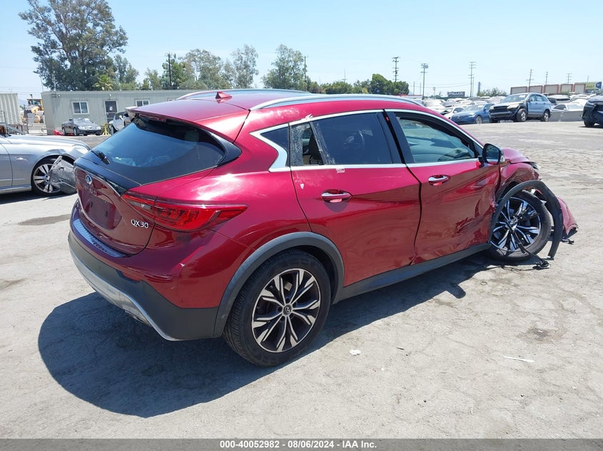 2017 INFINITI QX30 PREMIUM - SJKCH5CR8HA031335