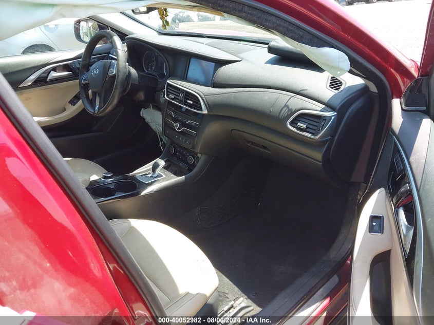 2017 INFINITI QX30 PREMIUM - SJKCH5CR8HA031335