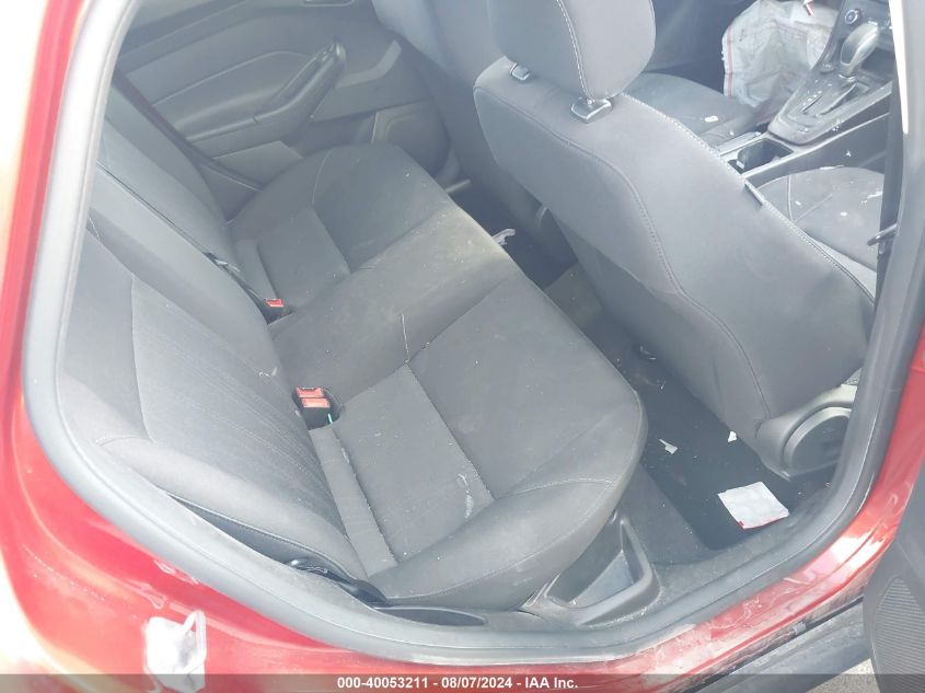 VIN 1FADP3F20JL260069 2018 FORD FOCUS SE