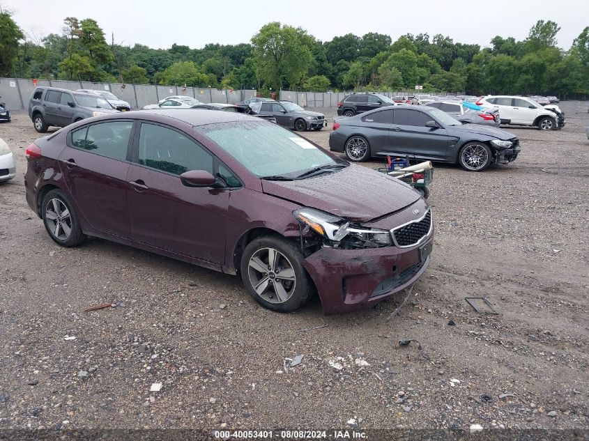 3KPFL4A7XJE247796 2018 KIA FORTE - Image 1