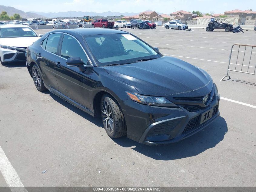 4T1G11AKXNU014288 Toyota Camry SE