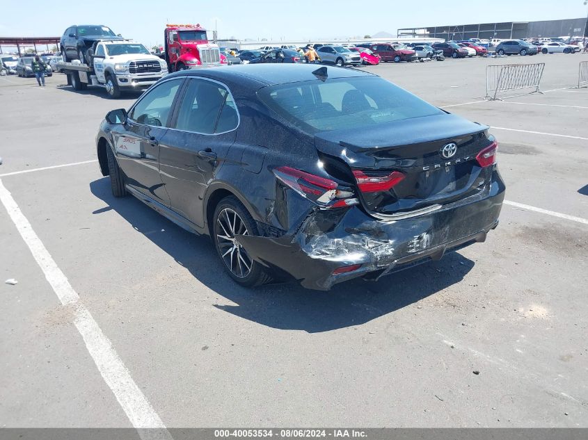 4T1G11AKXNU014288 Toyota Camry SE 3