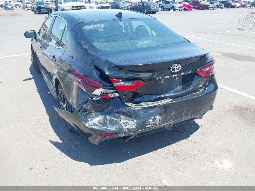 4T1G11AKXNU014288 Toyota Camry SE 6