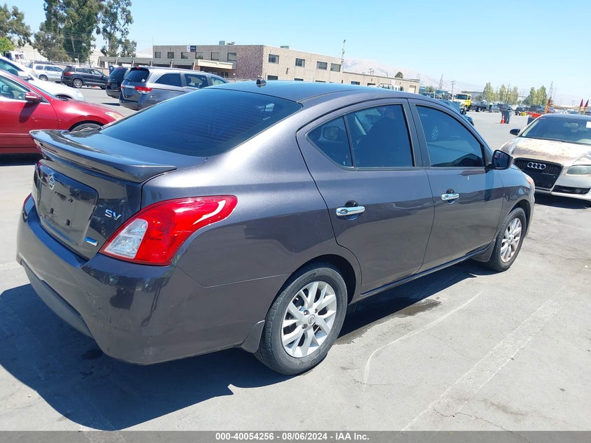 2015 NISSAN VERSA S/S PLUS/SV/SL - 3N1CN7AP8FL815225