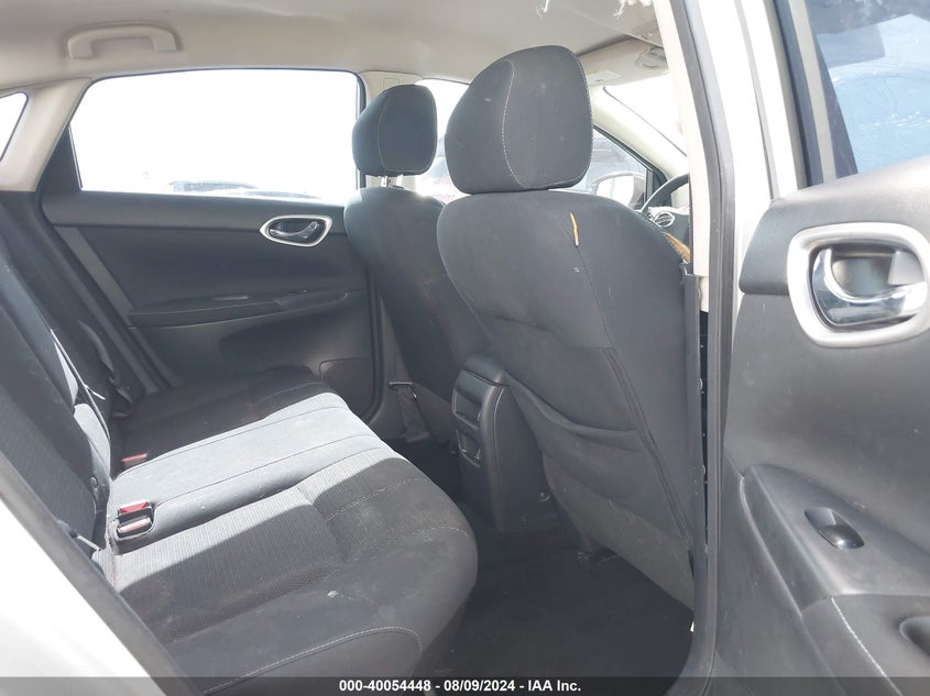 2015 Nissan Sentra S VIN: 3N1AB7AP3FY301477 Lot: 40054448