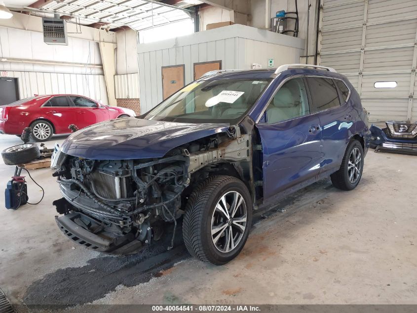 5N1AT2MT0HC836165 2017 NISSAN ROGUE - Image 2