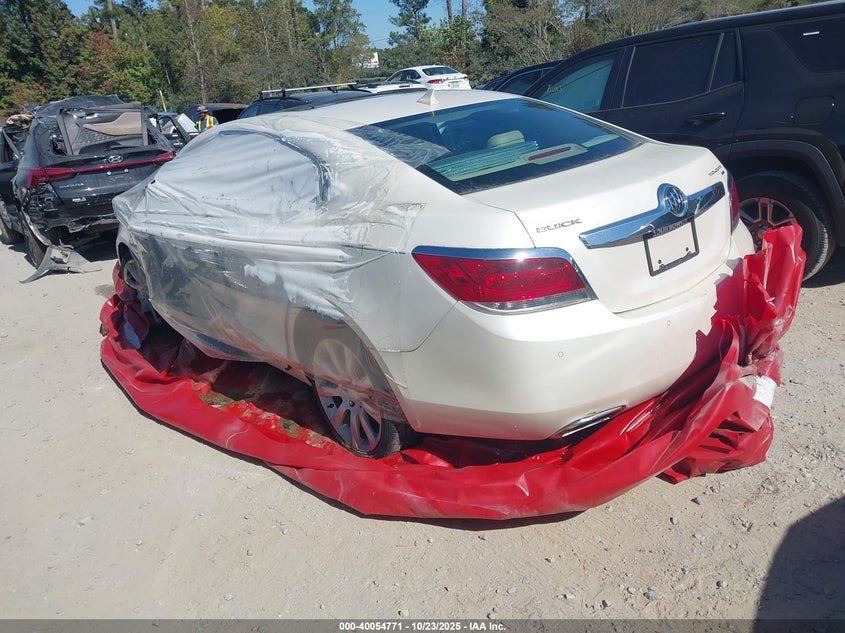 2010 Buick Lacrosse Cxs white sedan gasoline 1G4GE5GV7AF199024 photo #4