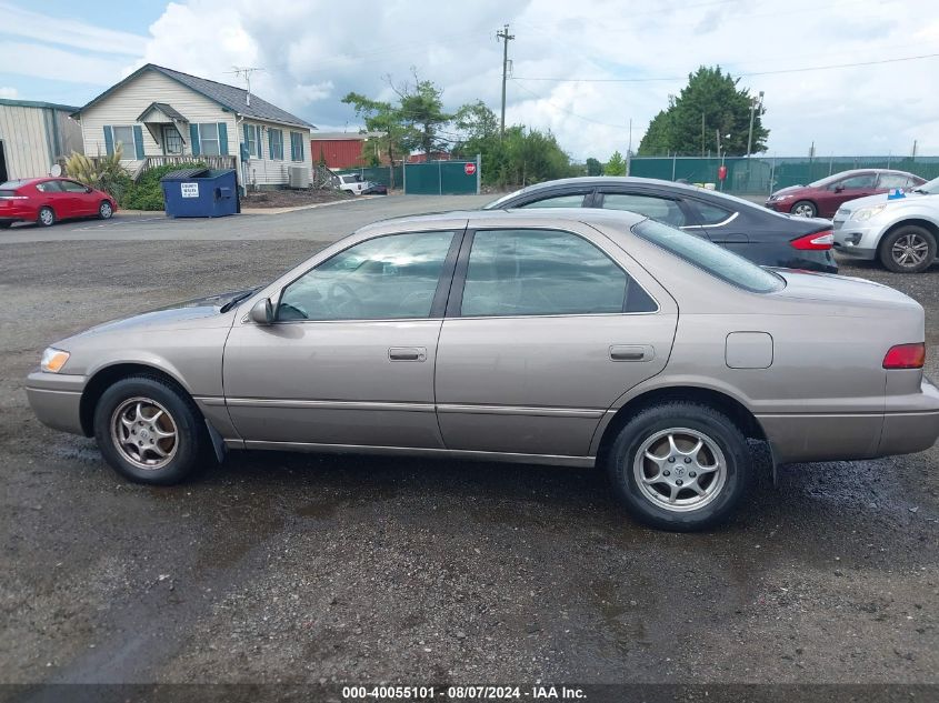 1999 Toyota Camry Ce/Le/Xle VIN: 4T1BG22K3XU430814 Lot: 40055101