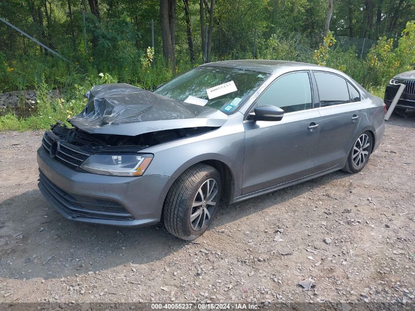 3VWB67AJ9HM390979 2017 VOLKSWAGEN JETTA - Image 2