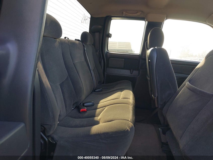 2006 Chevrolet Silverado C1500 VIN: 2GCEC19V961135542 Lot: 40055340