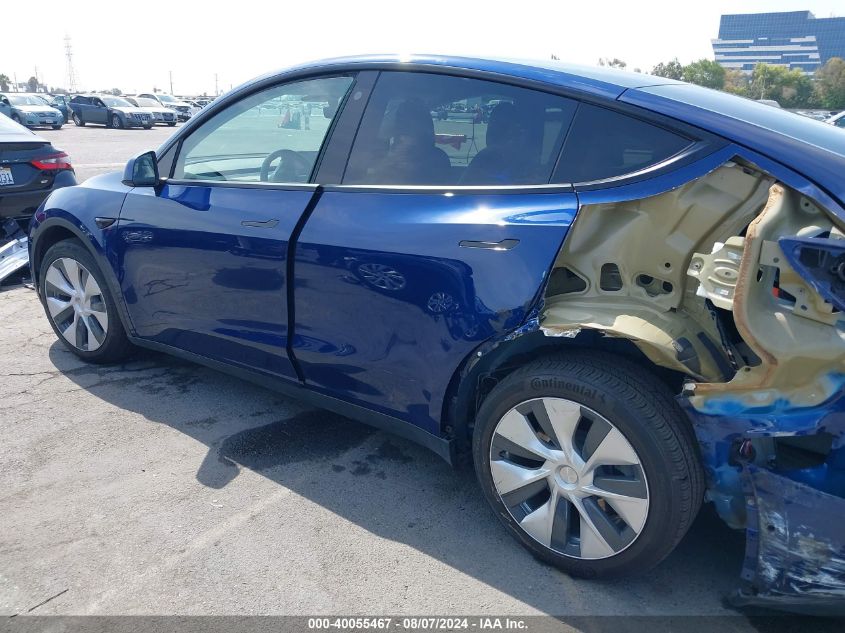 2021 Tesla Model Y Long Range Dual Motor All-Wheel Drive VIN: 5YJYGDEE9MF070985 Lot: 40055467