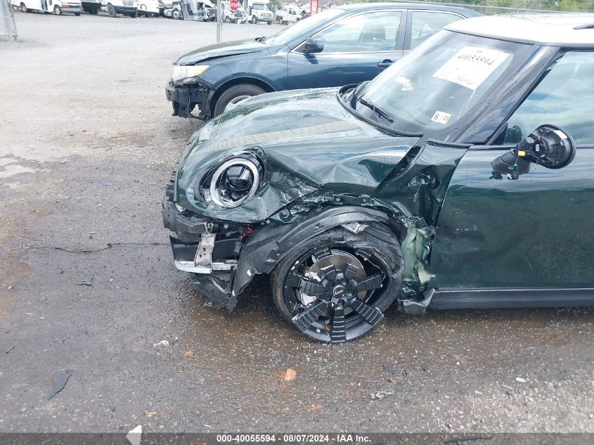 2024 Mini Cooper S VIN: WMW53DH04R2V30656 Lot: 40055594