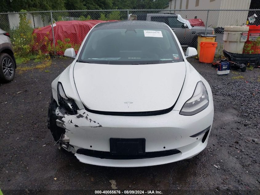 2019 Tesla Model 3 VIN: 5YJ3E1EB8KF493221 Lot: 40055676